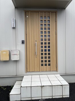 オリス(Oris)/こちらからお入りください