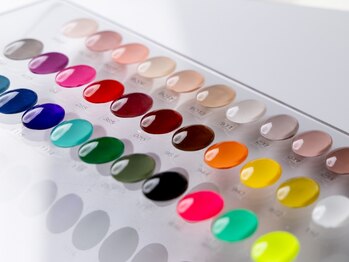 Nail Salon Risoa.の写真/【全メニューオフ代込み】1本¥330~長さ出し可◎フォルムにこだわりながら強度もキープし美しい指先に♪