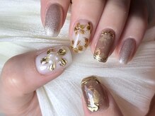 エイナネイル(einanail)/キラキラデザイン＋美形フォルム