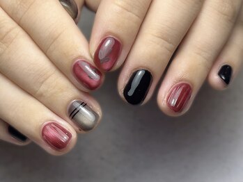 バーガンディ 鶴田(BURGUNDY)/