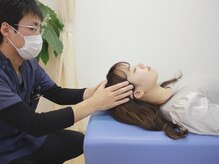 ゆう整骨院 西中島南方の雰囲気(首・肩まわりの不調には、頭が関係しているかも!?)