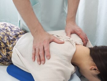 原田針灸整骨院/首・肩こり・背骨ケア