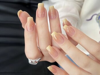 ビジューネイル(bijou nail)/