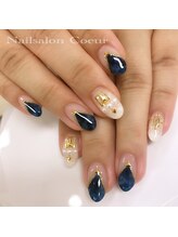 ネイルサロン クール(Nailsalon Coeur)/アート込み7700円、三角フレンチ