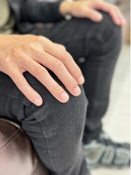 エープラスサロン ギンザ(a+salon ginza)の写真/【エリア希少☆ウォーターケアで指先をしっかりケア】爪の形にコンプレックスがある方も◎爪を綺麗に魅せる
