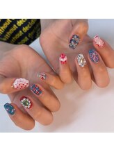 アモ(Amo)/個性派ネイル♪