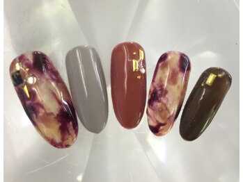 ラリュールネイル(L'Allure nail)/深みボルドーべっ甲ネイル¥8200