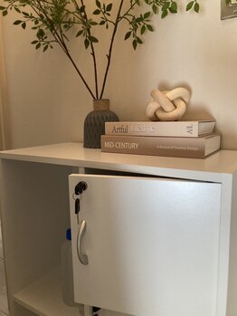 夢みるよもぎ蒸し 成増店/お荷物入れ