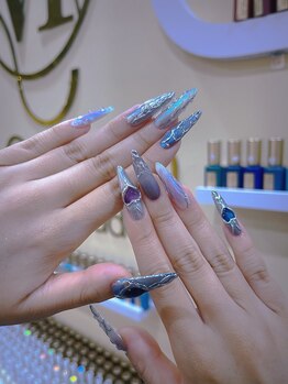 エムクイン(M.Queen)/