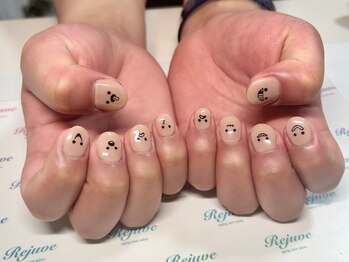 個性派ネイル、男性も大歓迎