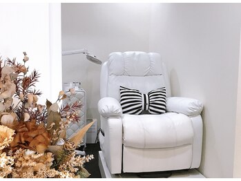 ナインバイトゥルース(9 NINE by truth)/施術ベッド