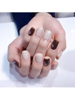 クリスタルネイルサロン(Crystal Nail)/