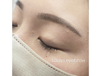 ホワイトアイ 仙台店(WHITE EYE)/アイブロウ/美眉スタイリング