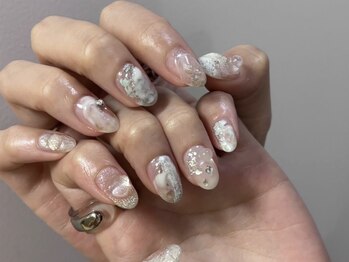 アトリエ リベルテ 市電通り店(atelier Liberte)/ニュアンスネイル yuho