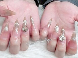 ライトベージュネイル