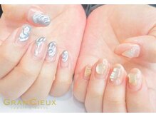 クアトログランシュ 青葉台(QUATRO×GranCieux)/ミラー×シェル塗りかけネイル