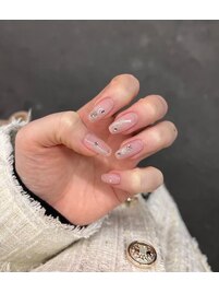 ラメグラデーションネイル