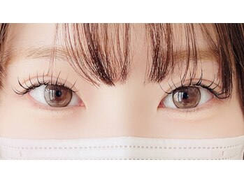 クリア アイラッシーズ アンド ネイルサロン シャイン(CLEAR & SHINE)/＆healthyフラットラッシュ100本