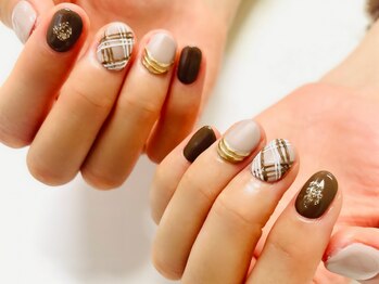 コルンの写真/【90分やり放題コース¥10,500※スカルプ,3D不可】SNSで流行っているデザインなど持ち込み◎理想のネイルへ