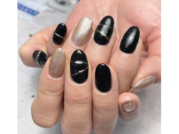 ヘアーアンドネイル ルシア(Hair&Nail Lucia)/ブラック×マグネットネイル♪