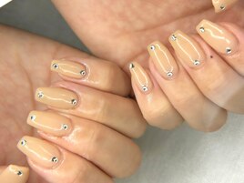 ベージュカラー/ストーンネイル