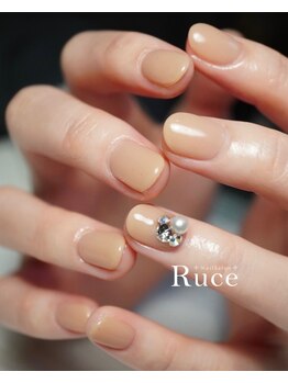 ビジューネイル