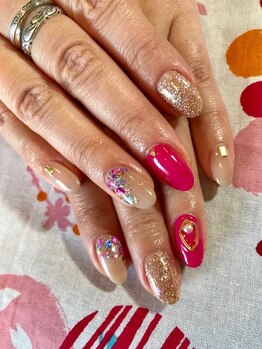 シェルでキラキラネイル