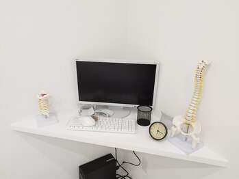 整体ライト 仙台ハピナ名掛丁店(整体LIGHT)/施術室モニター【肩こり/腰痛】