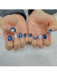 溶けかけ雪だるまネイル