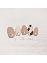 ピアルシア(piaaLucia)/うし柄ネイル