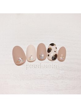 ピアルシア(piaaLucia)/うし柄ネイル