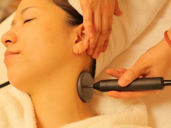 バルザ(Balza)の写真/人気の小顔矯正☆【インディバ×小顔矯正】気になるお肉を撃退し、理想のフェイスラインを実現♪