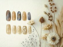 ルビークラウン(Ruby Crown)/10月定額　6300円（税込6930円）