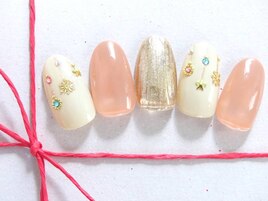 オーナメントデザインネイル☆