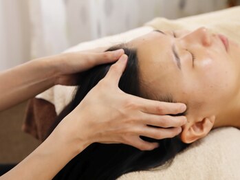 レーヴ(Reve)の写真/【アイセラピーでむくみスッキリ！】頭のコリをほぐし、睡眠の質向上,安眠効果に期待大◎肩コリにも！
