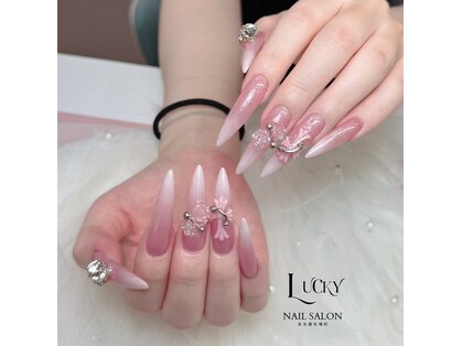 ラッキー(LUCKY)の写真