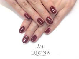 W-483 ボルドーで艶やかネイル