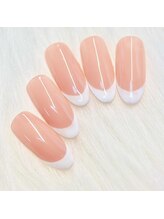 ルナ(Luna)/～カラーベースフレンチネイル～