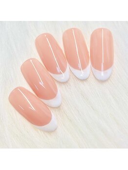 ルナ(Luna)/~カラーベースフレンチネイル~