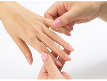 インフェイシャス 大丸福岡天神店/手と爪のエイジングケア◆STEP5