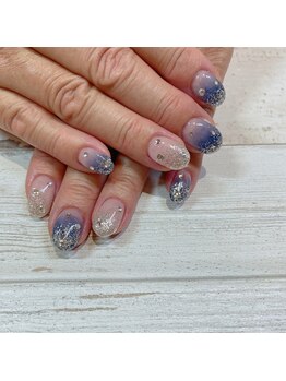 ネイルアンドまつ毛エクステ ルーナ イオン多摩平の森店/ブルー♪