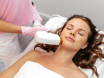 ラベニール(La Benir)/顔脱毛で毛穴レスな肌へ