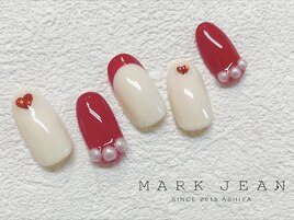 111. ハート 赤 パール ネイル