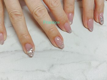 フランセス(Frances)/ビジューネイル