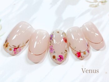 ビーナス(Venus)/プレストフラワーネイル