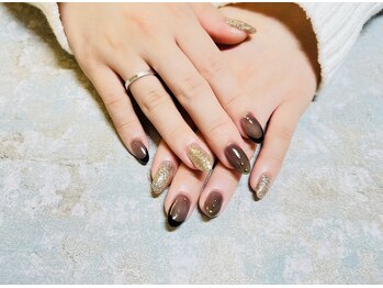 サロン ド リス(salon de LYS)/定額アート