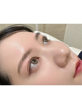 ナチュラル上品な目元にしたい