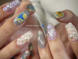 個性派ニュアンスネイル