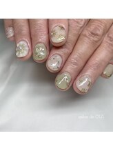 サロンドウイ(salon de OUI)/ピスタチオカラー