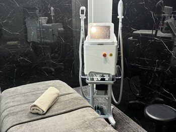 ビーアンドアイ NAGOYA店(B&I)の写真/【最先端LED脱毛器使用】痛みも少なく効果抜群★日焼け肌もOK◎結果重視＋スピーディーな施術はLED脱毛で★